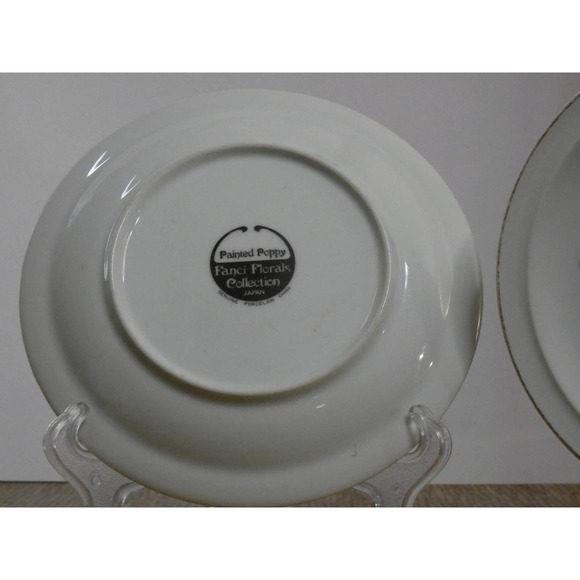Vintage 2 Piece Painted Poppy Fanci Floral Collection Plates - Picture 2 of 4